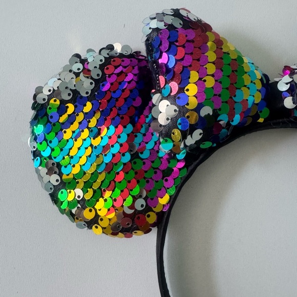 Disney Sequined Minnie Mouse Ears Headband - Picture 4 of 6